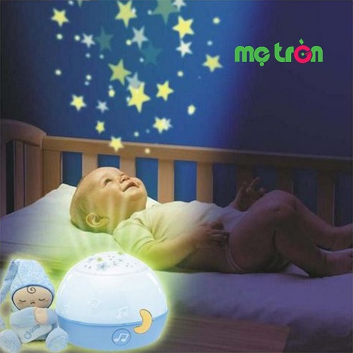 Đèn chiếu sáng nhẹ kết hợp với âm nhạc du dương giúp bé ngủ ngon hơn