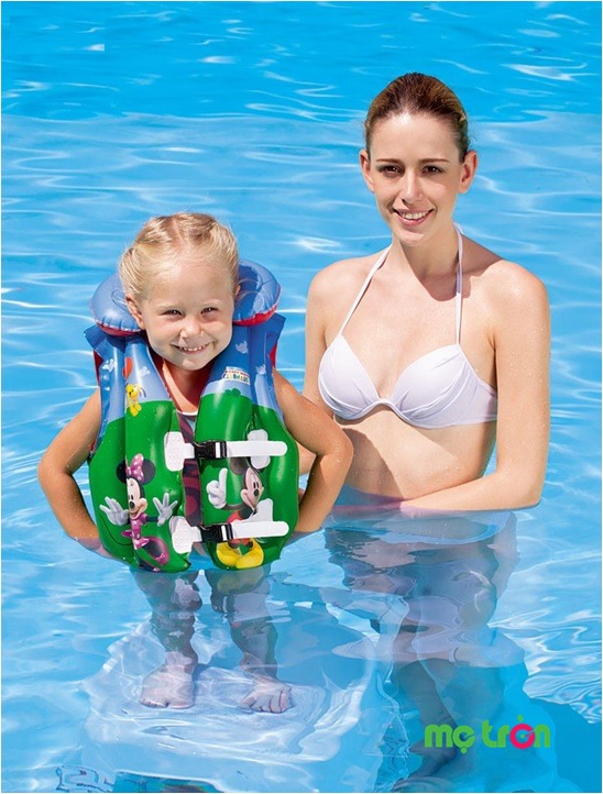 Áo phao bơi hình chuột Micky Bestway 91030 được thiết kế với độ ôm vừa phải phù hợp cơ thể bé