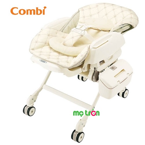Ghế ăn Combi Fealetto Auto Swing dùng cho trẻ từ sơ sinh đến 4 tuổi
