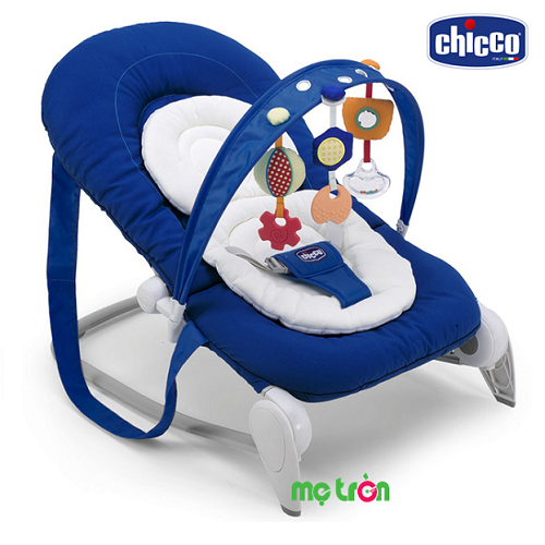 Chiếc ghế rung Chicco Hoopla màu xanh bắt mắt