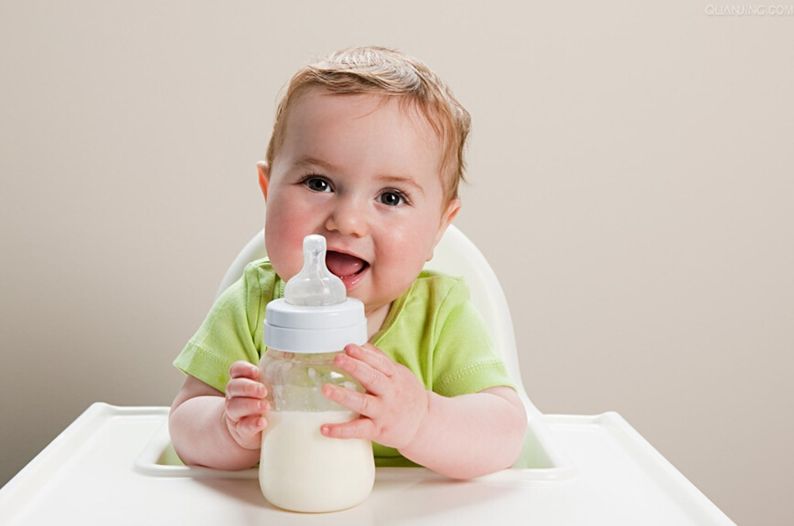 Chọn mua bình ủ sữa tốt nhất cho bé