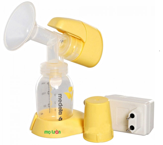 <p>Máy hút sữa Medela Model Mini Electric từ Thụy Sĩ được sản xuất từ chất liệu cao cấp đảm bảo an toàn tuyệt đối cho sức khỏe của mẹ và bé. Quá trình hút của máy được thiết kế tương tự như chu kỳ bú của bé</p>