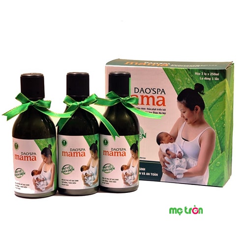 <p>Nước tắm DaoSpa Mama (3 chai) là sản phẩm giúp tăng cường sinh lực, đẩy nhanh quá trình phục hồi sức khỏe cho phụ nữ sau sinh và điều trị, ngăn ngừa các bệnh hậu sản.</p>