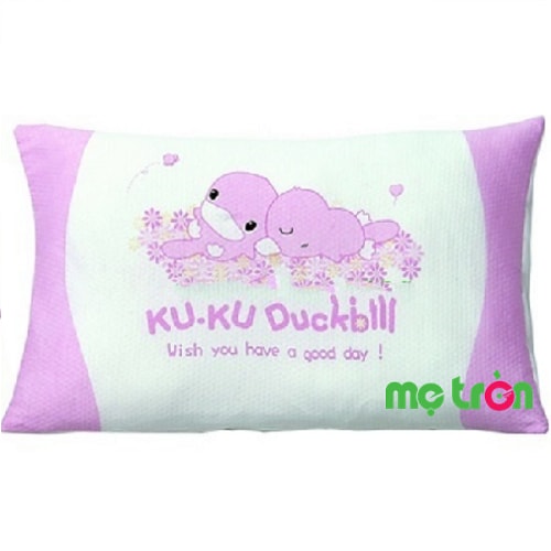 <p>Gối cho bé Kuku Ku2021 cao cấp hai màu xanh hồng là sản phẩm chất lượng cao cấp của thương hiệu Kuku. Gối được thiết kế thông minh và tiện ích giúp bé có giấc ngủ ngon và an toàn cho phần đầu, cổ và cột sống. Gối được làm từ chất liệu 100% cotton mềm, thoáng mát.</p>