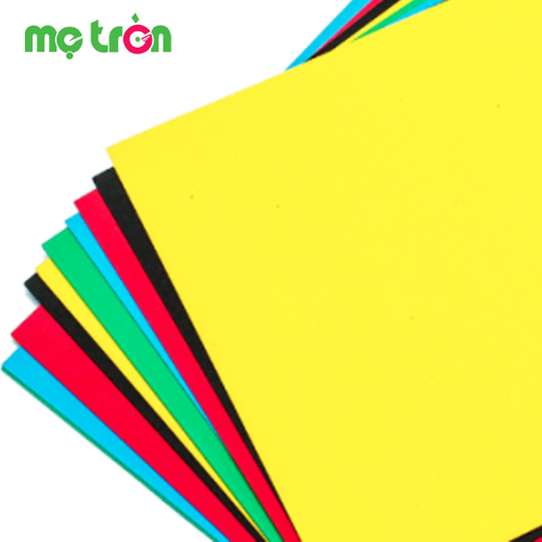 <p style="text-align: justify;"><span style="text-align: justify;">Mút xốp trang trí mầm non đa năng (50x80cm) </span><span style="text-align: justify;">với chất liệu an toàn không độc hại an toàn cho bé khi tiếp xúc và sử dụng cho nhằm mục đích học tập. Mút xốp đa năng được sử dụng với nhiều mục đích khác nhau như: Cắt dán thành nhiều chủ đề để trang trí trường lớp, cây cối, hoa quả, hình người ...</span></p>
